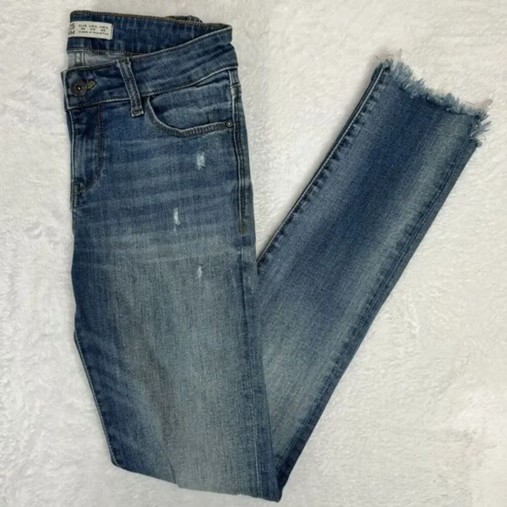 LOT Of 2 Zara‎ Jeans Size 4 Mid Rise Raw Hem Distressed Stretch Denim Bundle